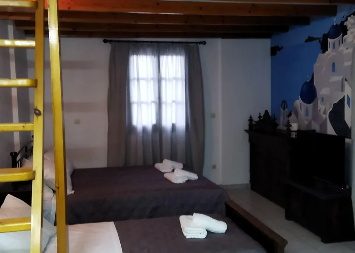 Art - Kitchen & Washing Machine B&B