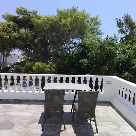 Art - Kitchen & Washing Machine 3* Perissa (Santorini)