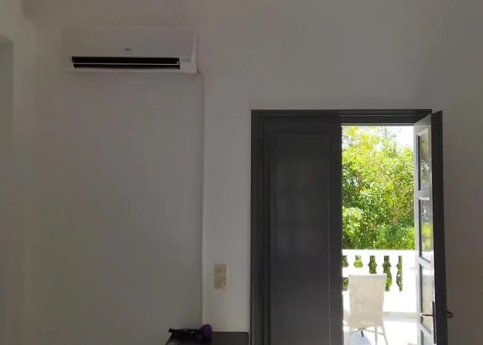 Art - Kitchen & Washing Machine Bed and breakfast 3*