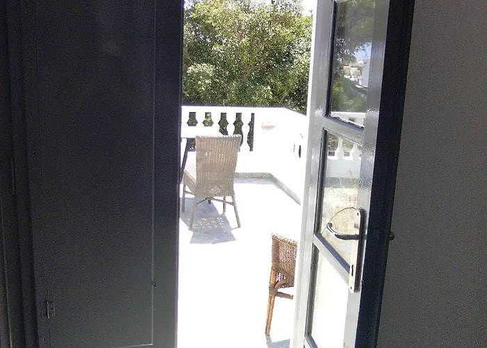 Art - Kitchen & Washing Machine Bed and breakfast 3*