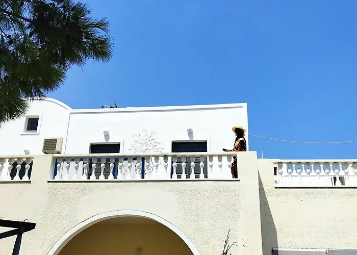 Art - Kitchen & Washing Machine